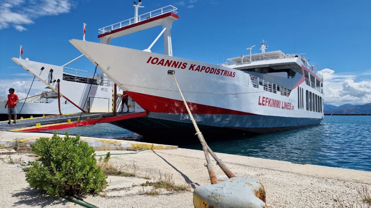 lefkimmi lines ioannis kapodistrias ferry from lefkimmi to igoumenitsa