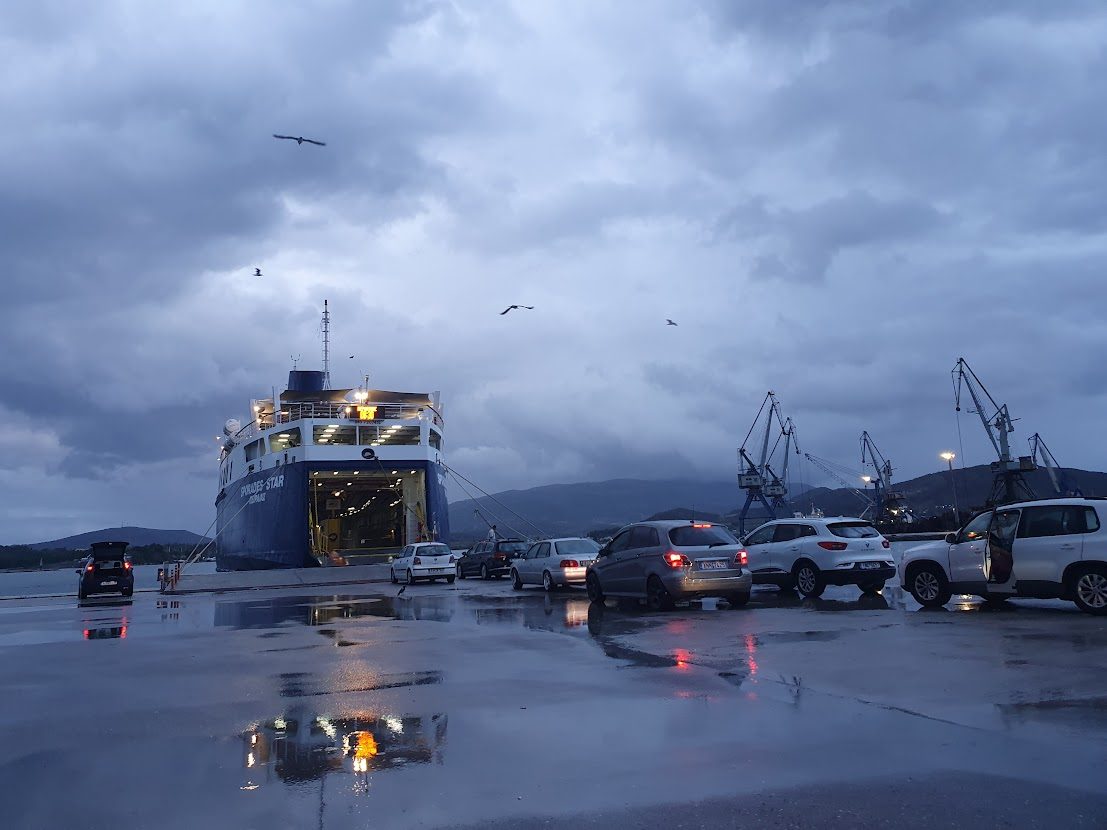 SeaJets Sporades Star sailing from Volos to Alonissos